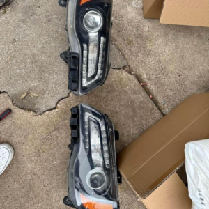 Oem Chrysler 300 headlights no cracks